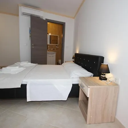 Rooms Amanda In The Historical Center Of Porec Maison d'hôtes *